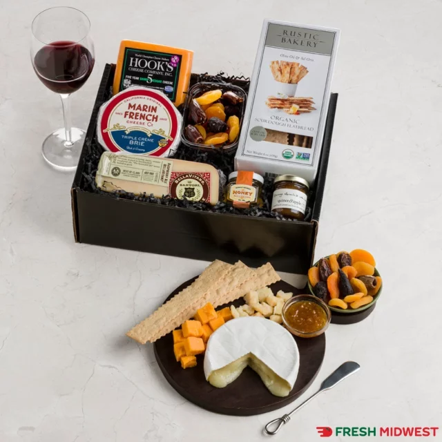 Impress the cheese lovers in your life by sending them this box with a delicious variety of hard and soft cheeses, crunchy sourdough flatbread, single source honey, citrusy marmalade, and dried fruit.

Shop The Cheese Lover’s Box now. Link in bio.
.
.
.
.
#SupportLocal#ShopSmallBusiness#FreshMidwest#GroceryDelivery#OnlineGrocery#DeliveryService#FoodDelivery#DoorStepDelivery#OnlineGroceryShopping#NoContactDelivery#ShopSmall#SmallBusiness#ShopLocal#LocalDelivery#InstaFood#DinnerIdeas#FoodGram#HomeCooking#midwest#chicago#wisconsin#picoftheday