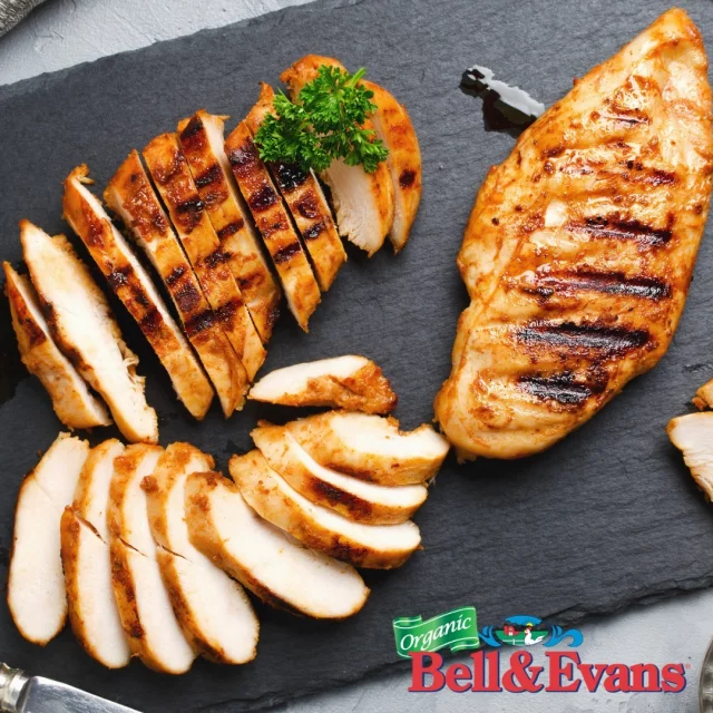 Rethink chicken with @bellandevans! 🐔✨

Pioneers in natural poultry since 1894—No antibiotics, 100% Air Chilled, All Vegetarian Diet. 

One bite, and you’ll taste the difference! 🍽️

Link in bio.
.
.
.
.
#SupportLocal#ShopSmallBusiness#FreshMidwest#GroceryDelivery#OnlineGrocery#DeliveryService#FoodDelivery#DoorStepDelivery#OnlineGroceryShopping#NoContactDelivery#ShopSmall#SmallBusiness#ShopLocal#LocalDelivery#InstaFood#DinnerIdeas#FoodGram#HomeCooking#midwest#chicago#wisconsin#picoftheday#mealkit#healthydinner#DinnerInsp #falldinner #MidwestEats #ChicagoEats #WisconsinEats